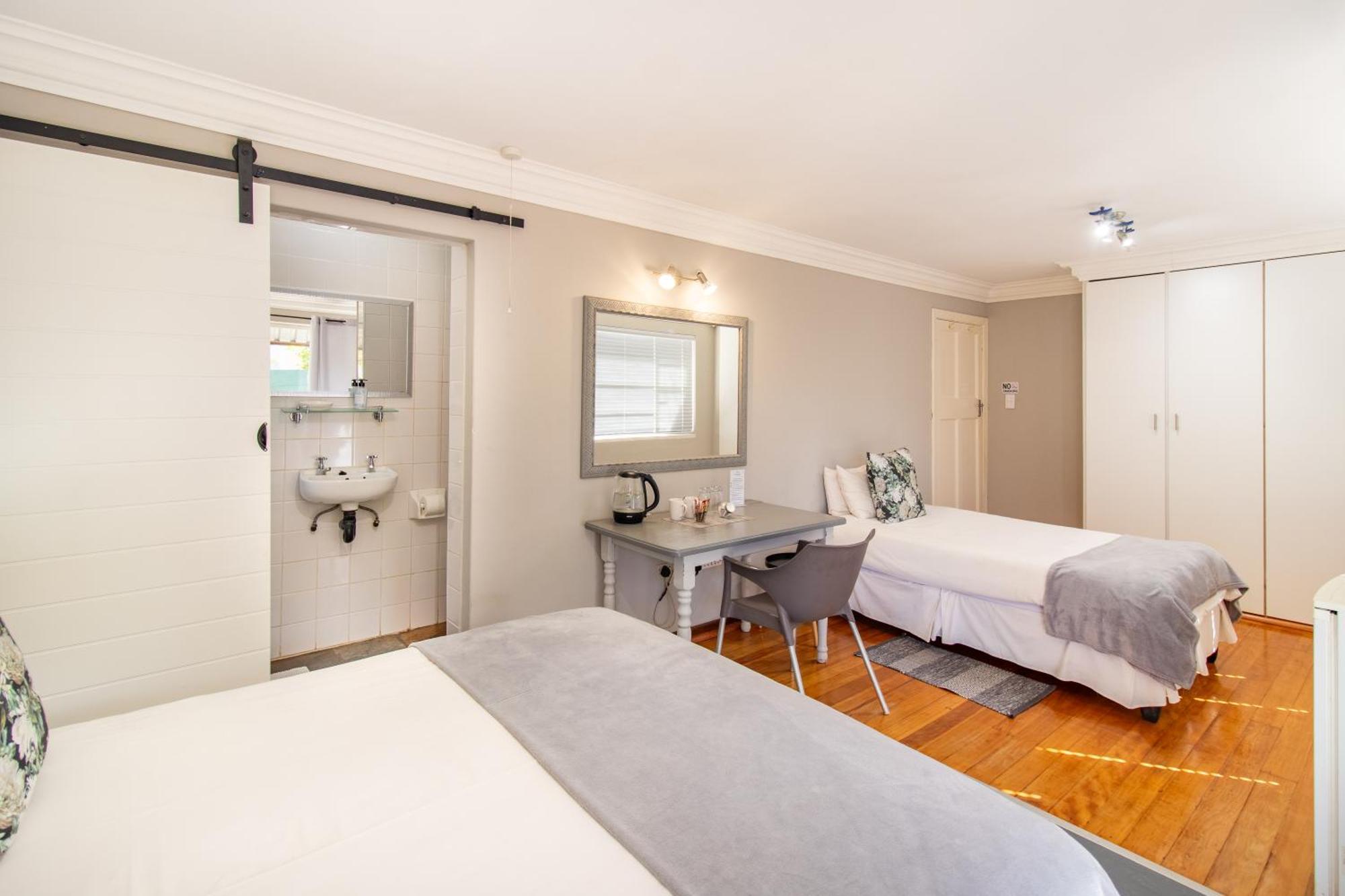 Glenmore Guesthouse Блумфонтейн Экстерьер фото